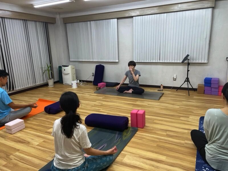 ディープストレッチヨガ